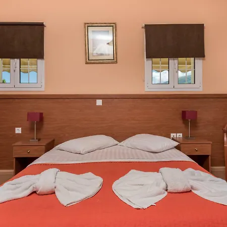 Aparthotel Oscar Villa&studios 2*