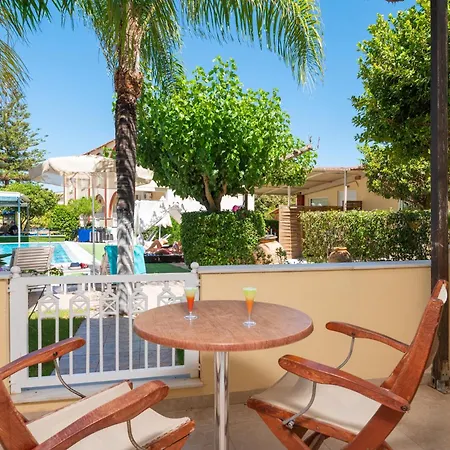 Aparthotel Oscar Villa&studios
