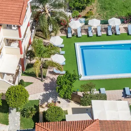 Oscar Villa&studios Apartahotel